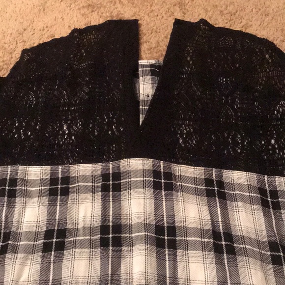 🌺 NWT NOBO PLAID WOVEN W/CROCHET TOP - Picture 5 of 8